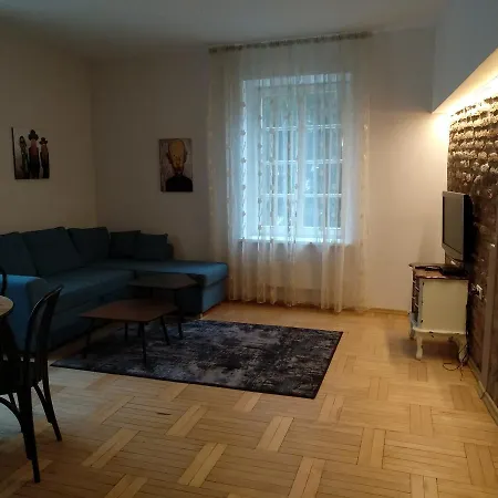 Apartament Stikliu 4 - *